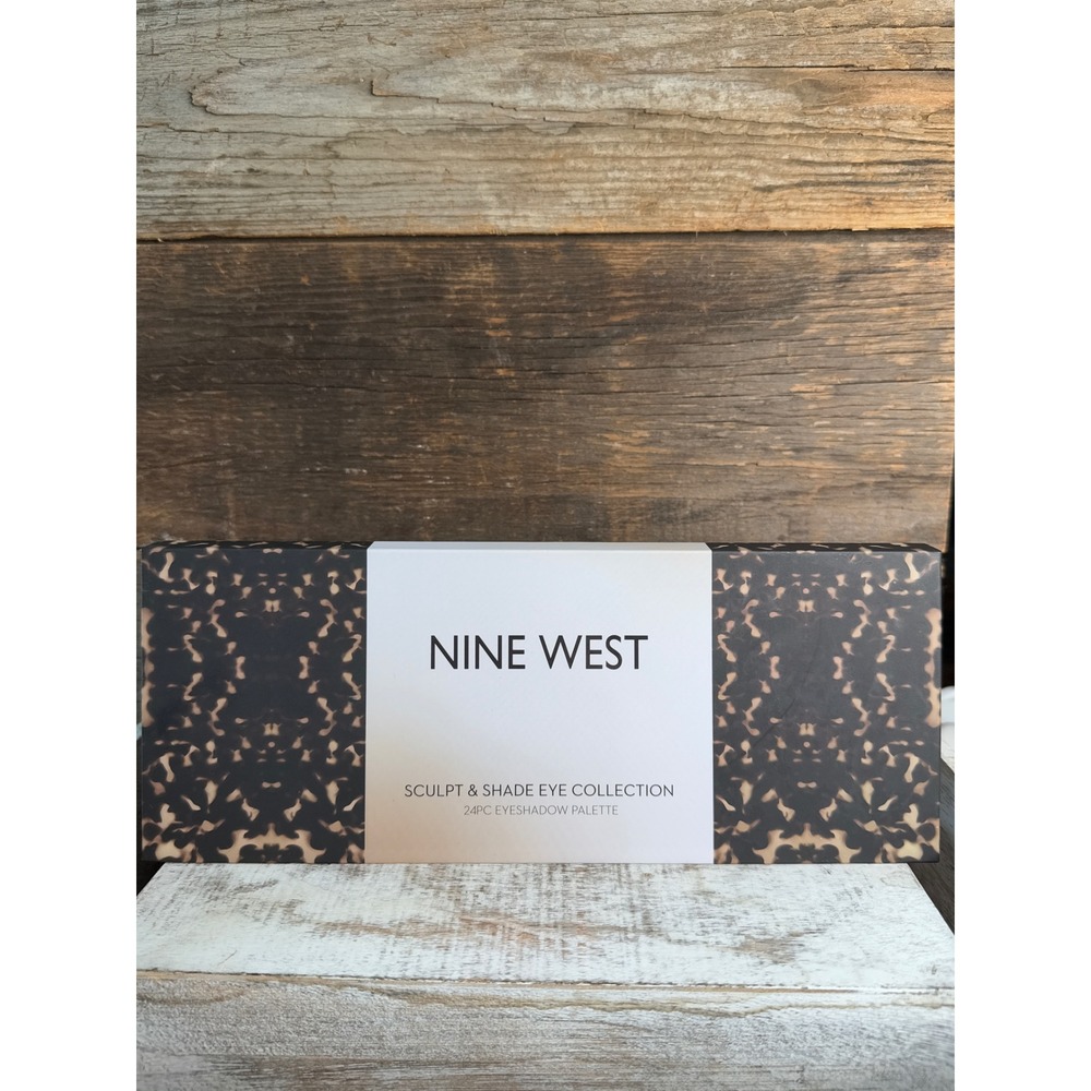 Nine West Sculpt And Shade Eye Collection 24 Piece Eyeshadow Palette MSRP = $28